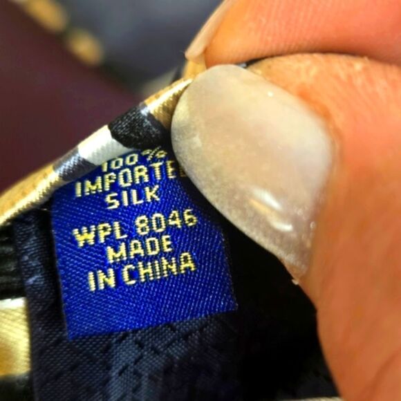 NWT Club Room By Charter Club Elegant Black and Gold Diagonal Tie - Picture 8 of 8